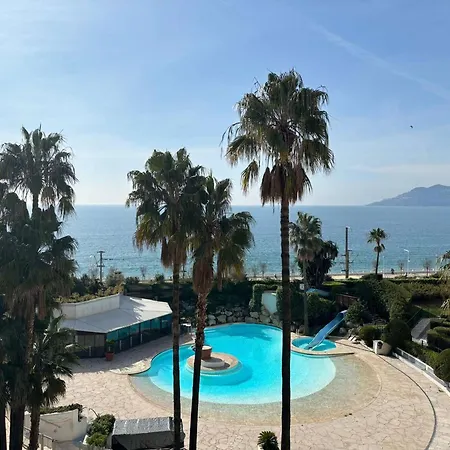 La Bocca: 2 Pieces Avec Terrasse Et Piscines - Fr-1-609-110 Apartment