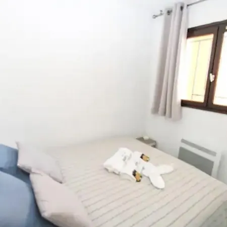 La Bocca: 2 Pieces Avec Terrasse Et Piscines - Fr-1-609-110