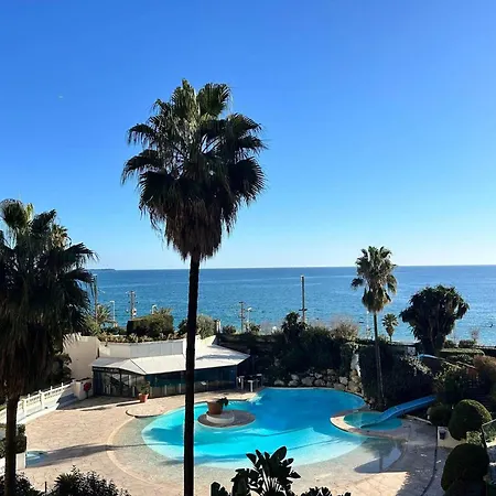Appartement La Bocca: 2 Pieces Avec Terrasse Et Piscines - Fr-1-609-110